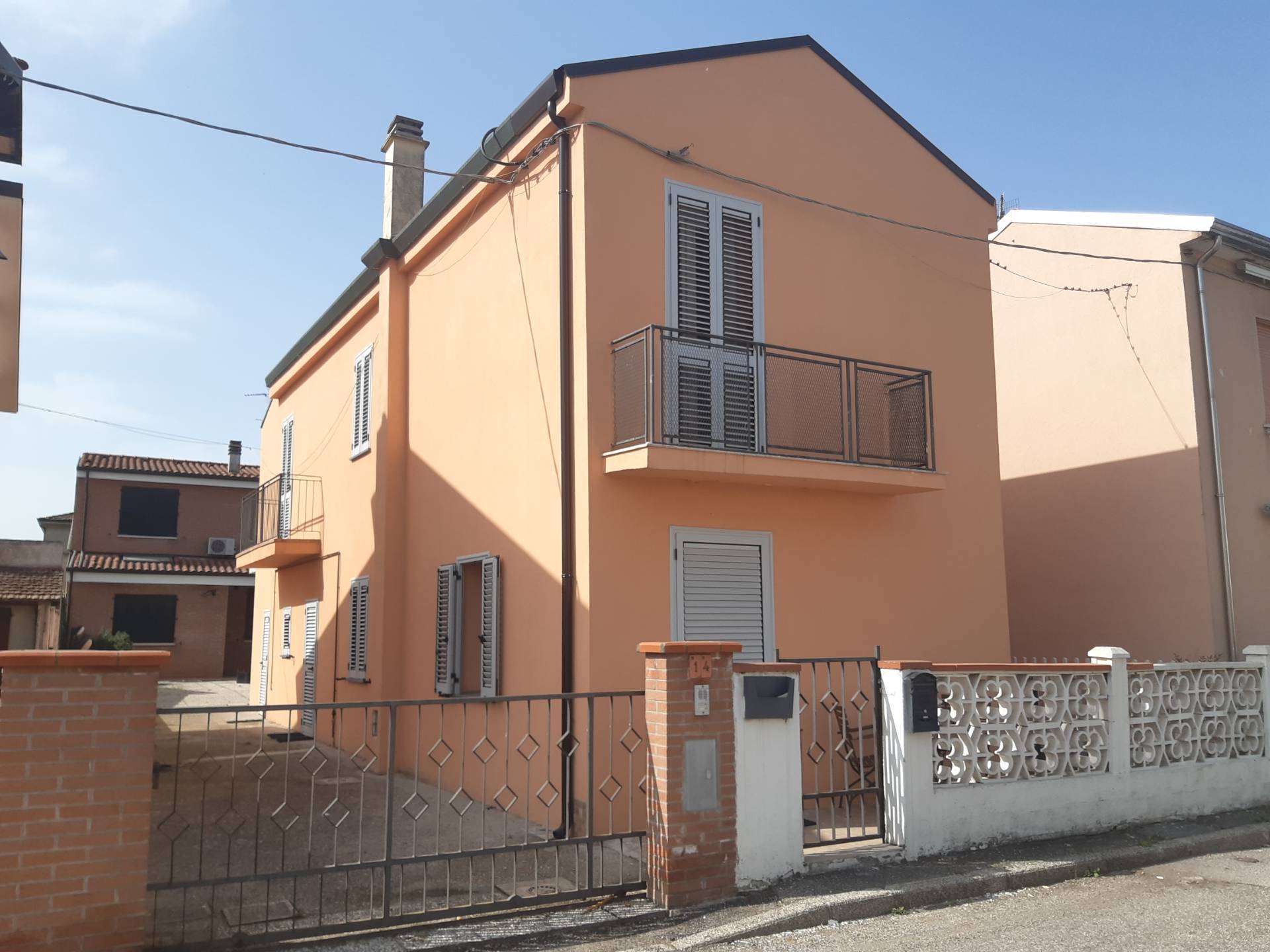 Casa indipendente in vendita a Pontelagoscuro, Ferrara (FE)