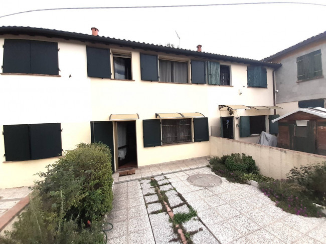 Villette a schiera in vendita a Ferrara