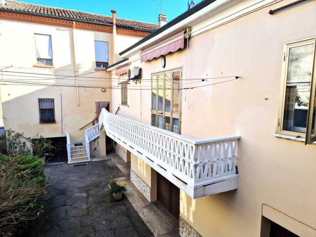 Casa singola in vendita a Ferrara