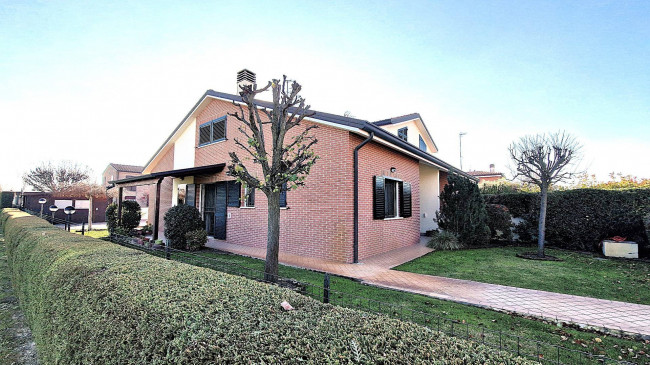 Villa in vendita a Ferrara