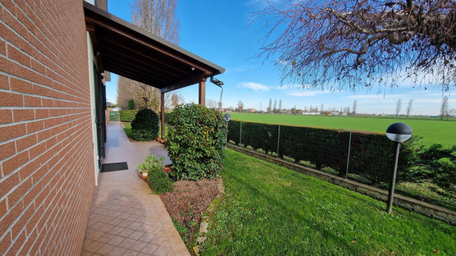 Villa in vendita a Ferrara