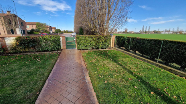 Villa in vendita a Ferrara