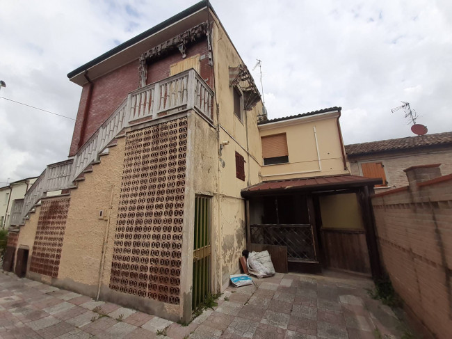 Casa singola in vendita a Ferrara