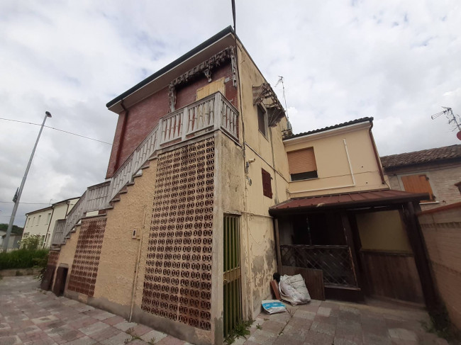 Casa singola in vendita a Ferrara