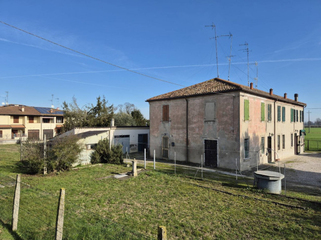 Casa singola in vendita a Ferrara