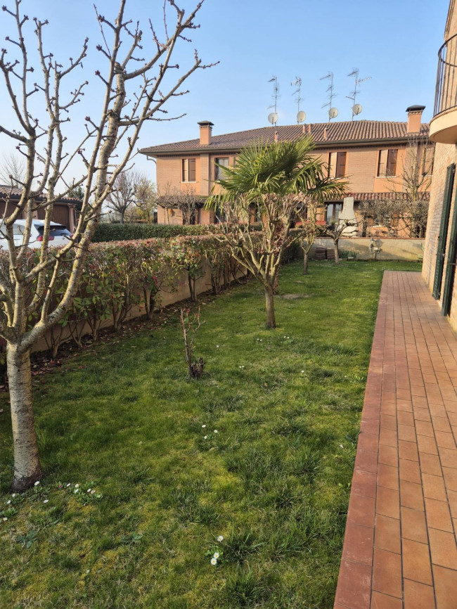 Villa in vendita a Ferrara