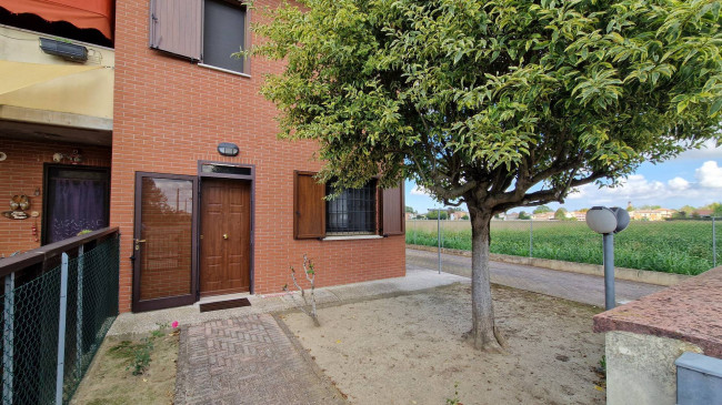 Villette a schiera in vendita a Vigarano Mainarda