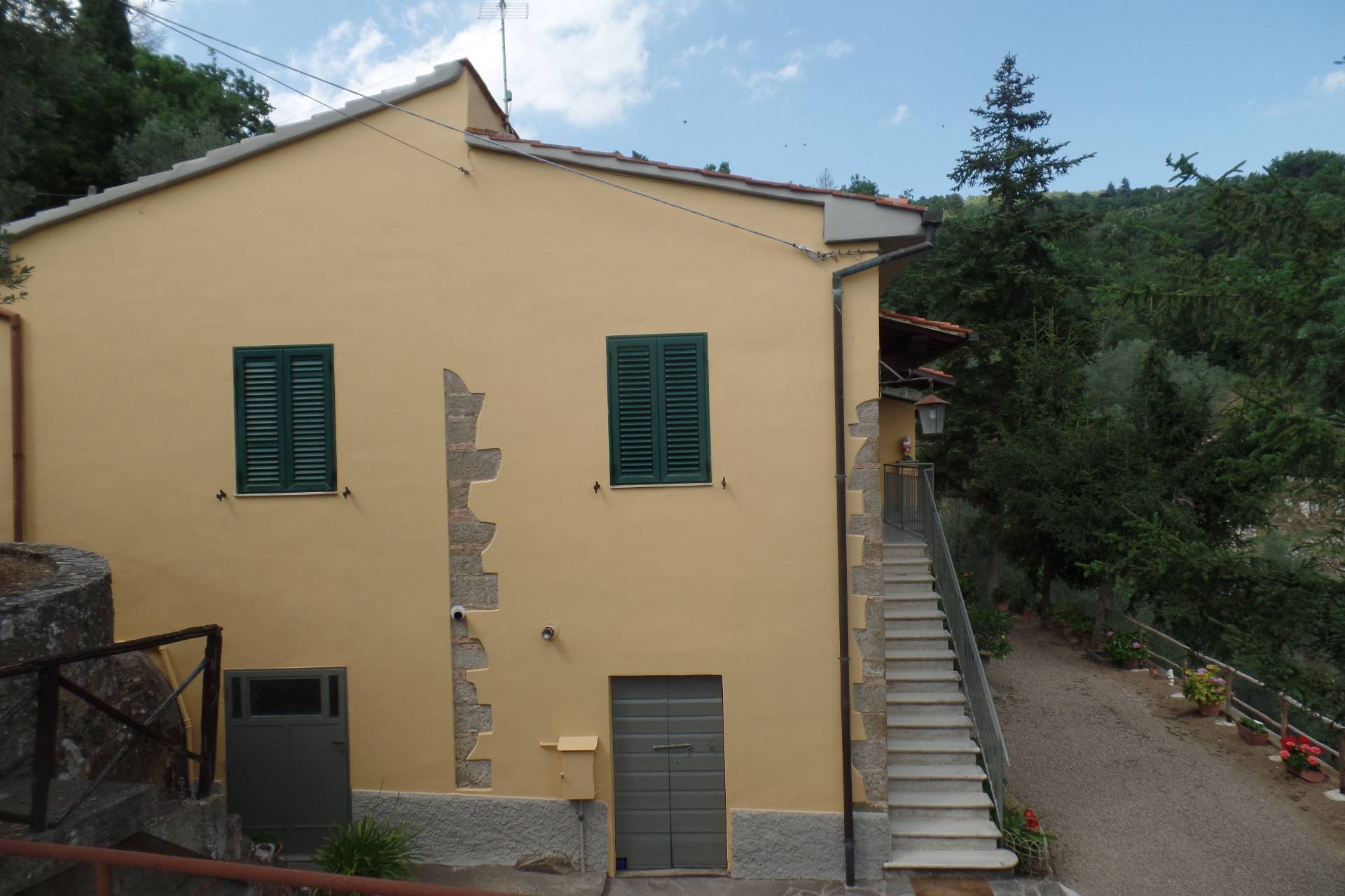 Villa Unifamiliare - Indipendente LORO CIUFFENNA vendita  Setteponti  Valdarno Affari di Pavanello Giampaolo