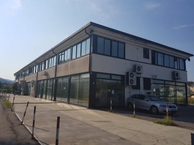 Locale commerciale in Affitto a Montecchio Maggiore