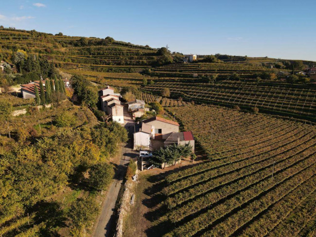 Rustico in vendita a Soave