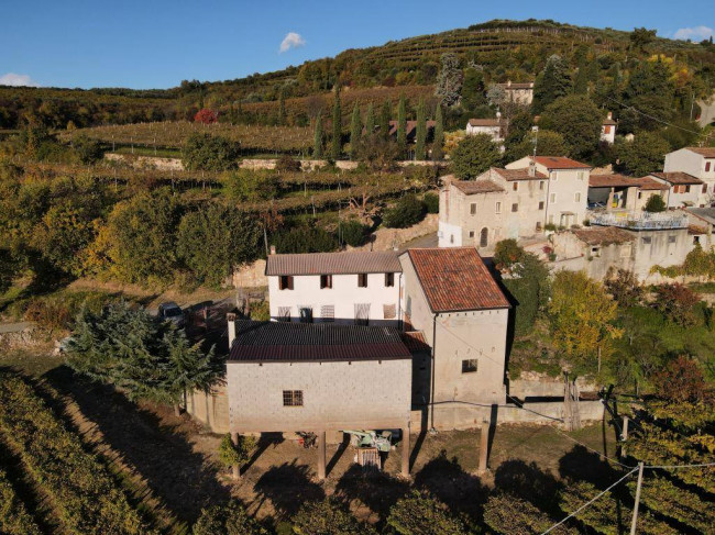 Rustico in vendita a Soave