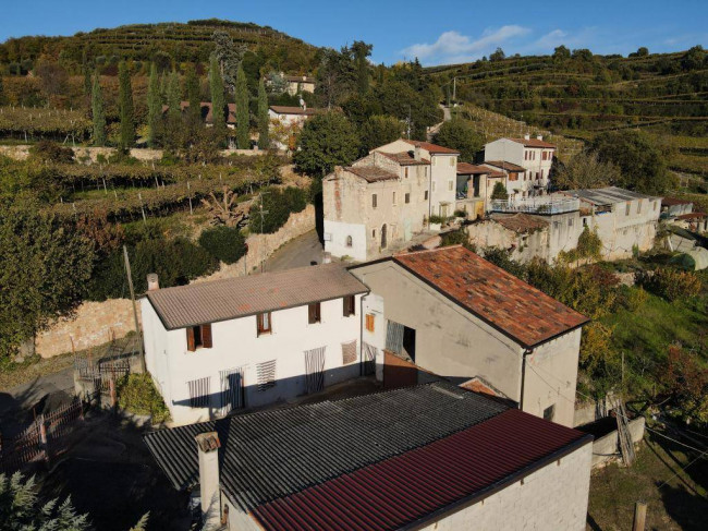 Rustico in vendita a Soave