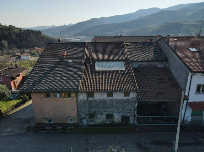 casa affiancata in vendita a San Giovanni Ilarione