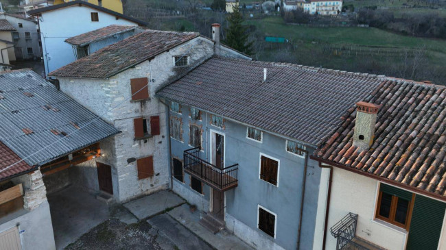Rustico in vendita a Vestenanova