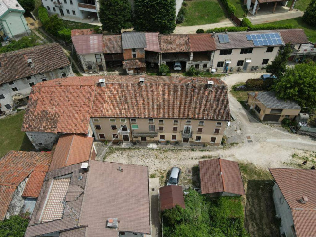 Casa di corte in vendita a Vestenanova