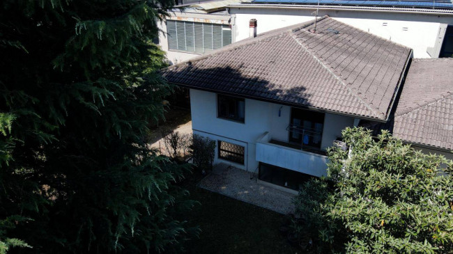 casa singola in Vendita a Schio