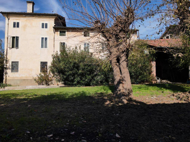 villa in vendita a Gambellara