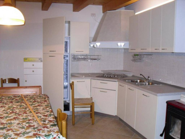 casa affiancata in vendita a Cazzano di Tramigna