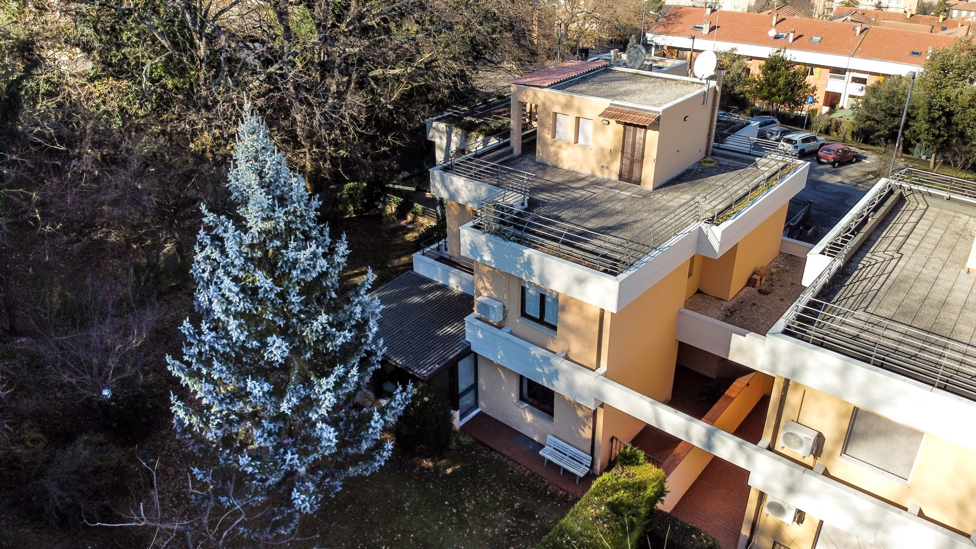 Villa FABRIANO vendita  SEMI PERIFERIA  Immobiliare Peverini