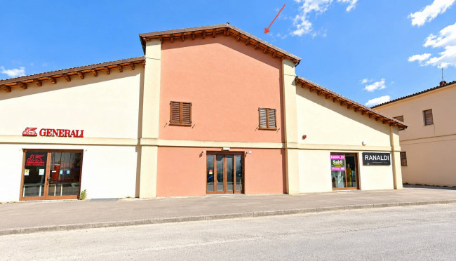 Locale commerciale