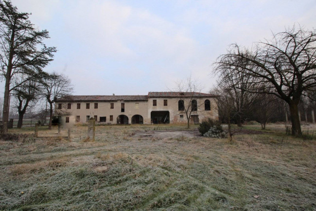 Rustico in vendita a San Biagio di Callalta