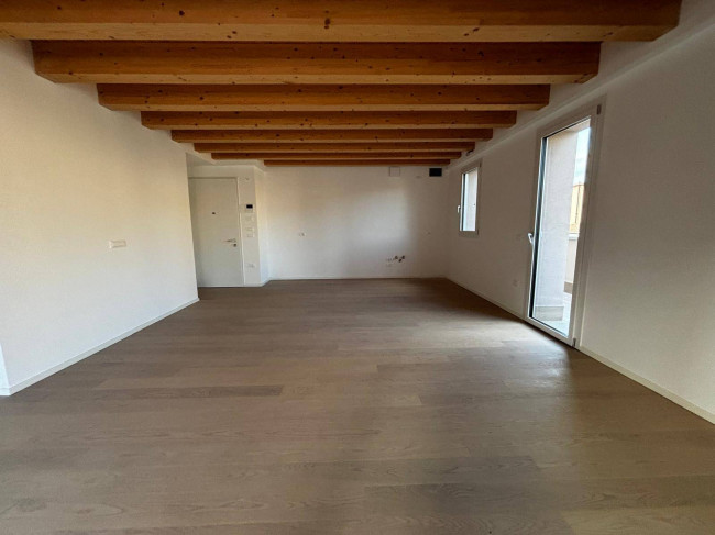 Appartamento 3 camere in vendita a Treviso