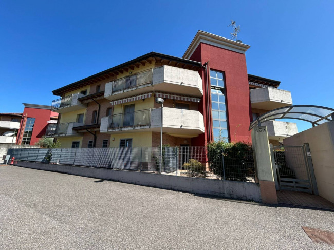 Appartamento in vendita a Cairate