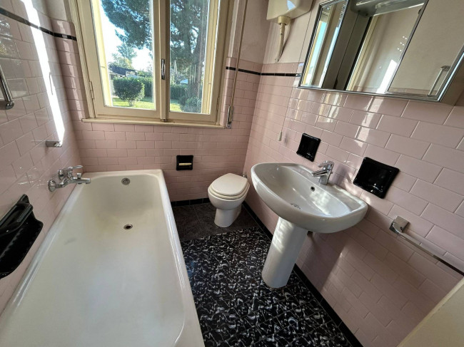 Villa in vendita a Fagnano Olona