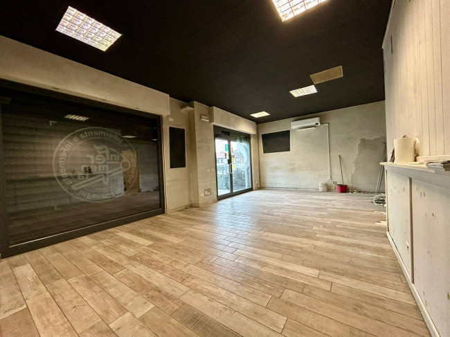 negozio in vendita a Gallarate