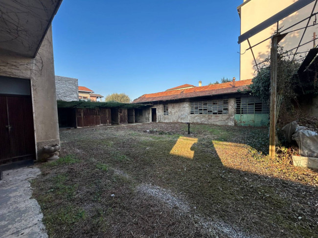 Casa indipendente in vendita a Solbiate Olona