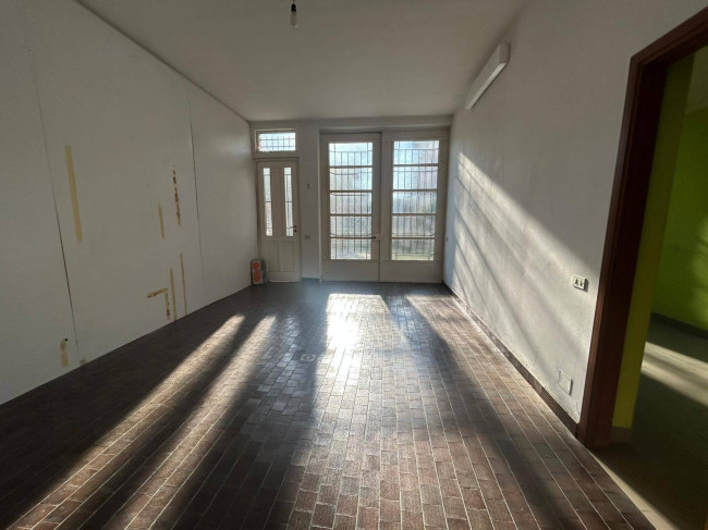 Capannone in affitto a Solbiate Olona