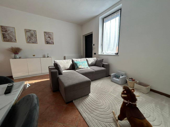 Appartamento in affitto a Marnate