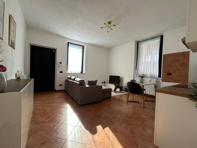 Appartamento in affitto a Marnate