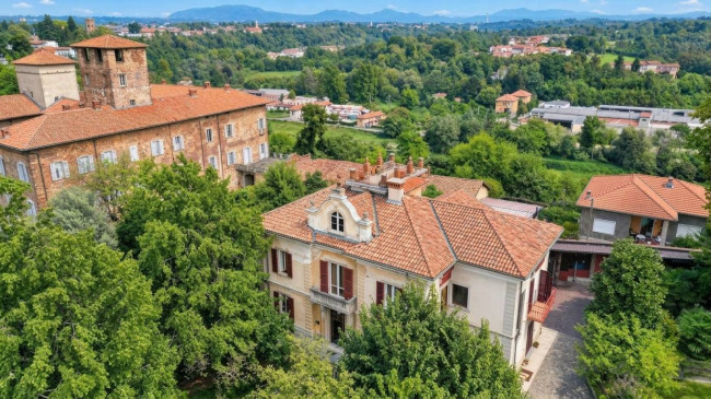 APPARTAMENTO IN VILLA in vendita a Fagnano Olona