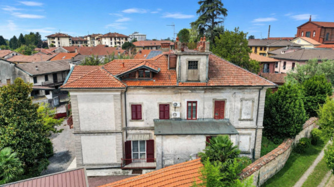 APPARTAMENTO IN VILLA in vendita a Fagnano Olona