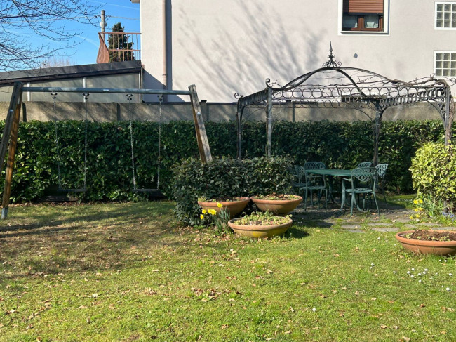 Villa in vendita a Solbiate Olona