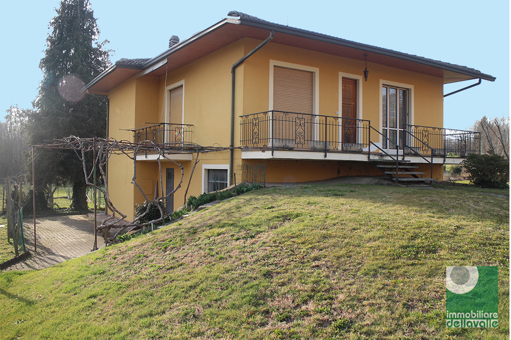 Villa MEZZOMERICO vendita    Immobiliare Dellavalle