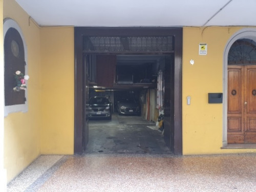 Garage in Vendita a Bologna