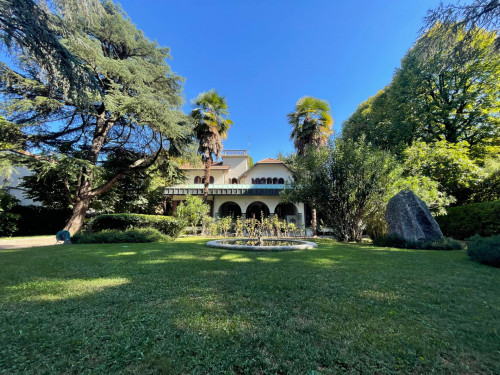 Villa Unifamiliare in Vendita a San Lazzaro di Savena