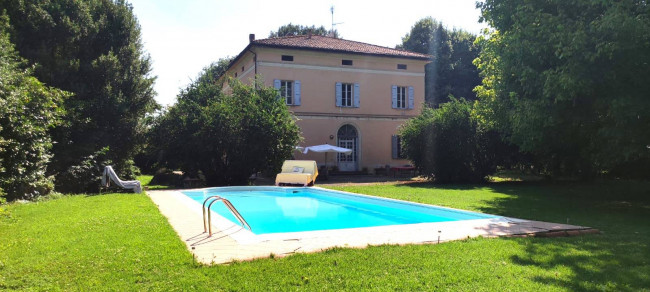 Villa in Vendita a Budrio