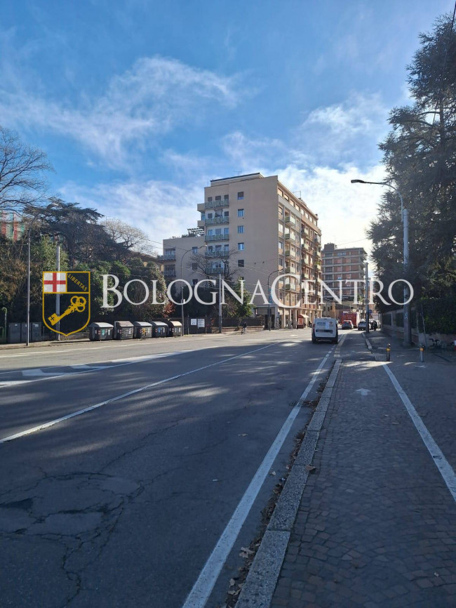 Casa Indipendente in Vendita a Bologna