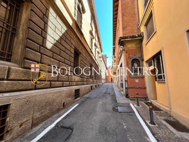 Appartamento in Affitto a Bologna