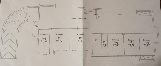 Box o garage in vendita a Alba Adriatica