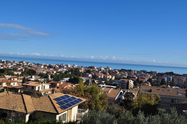 Appartamento in vendita a Tortoreto
