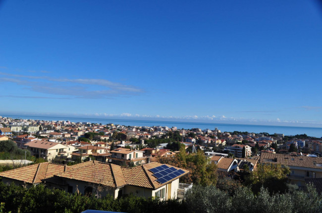 Appartamento in vendita a Tortoreto