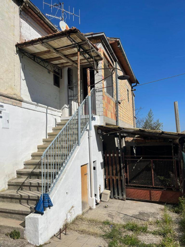 Casa cielo terra in vendita a Notaresco