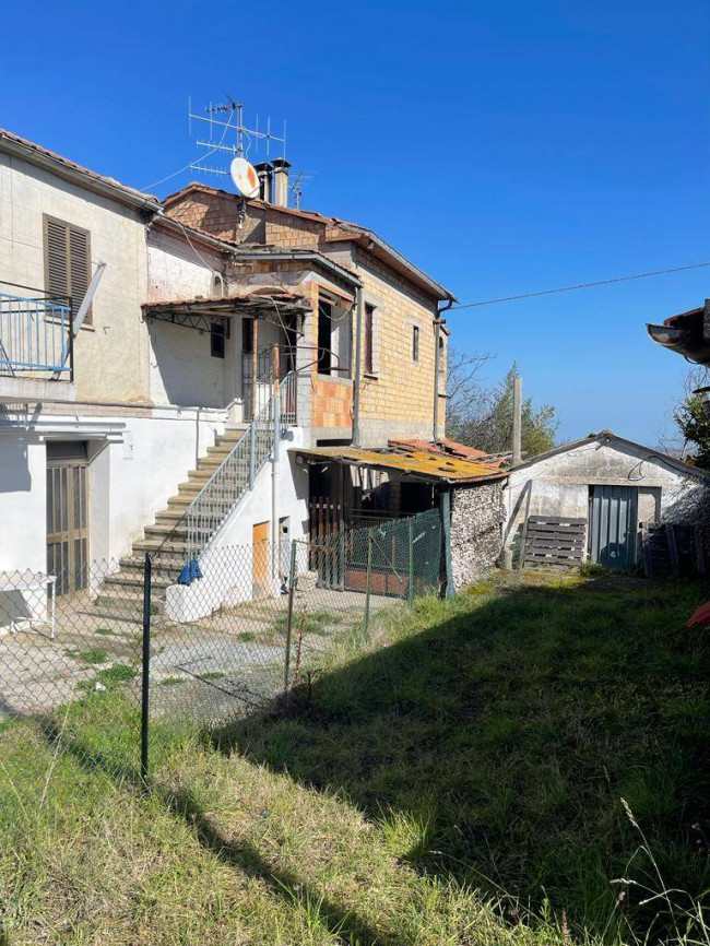 Casa indipendente in vendita a Notaresco (TE)