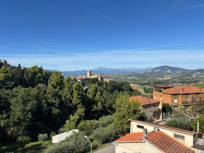 Appartamento in vendita a Castorano