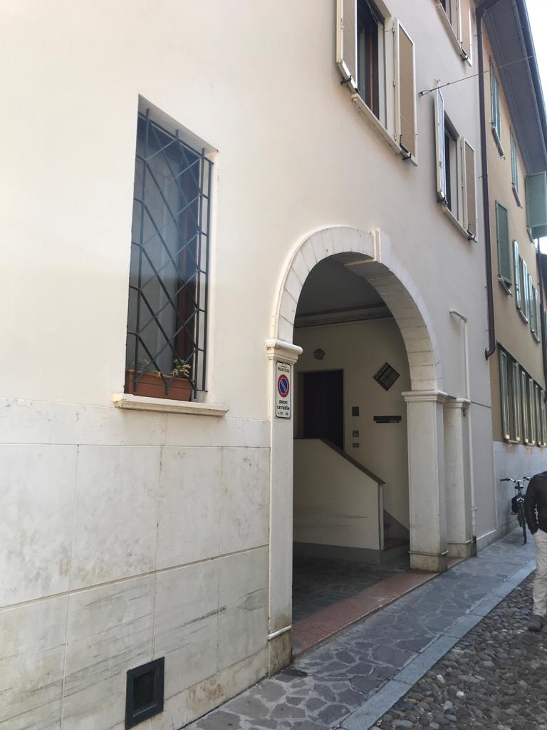 Appartamento MANTOVA vendita  Centro storico  Iside Casa