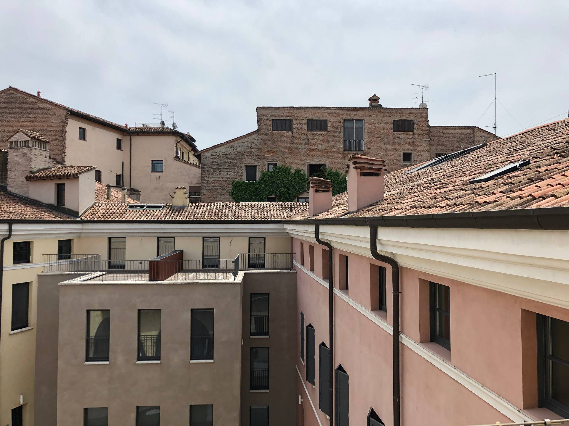  mantova vendita quart: centro storico iside-casa